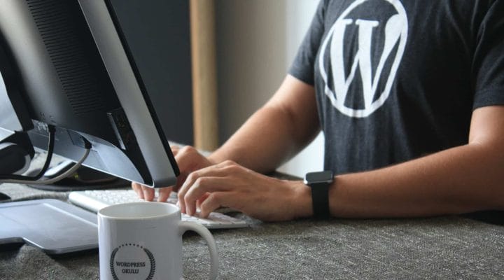 Las mejores prácticas para optimizar la velocidad de carga en una tienda woocommerce.