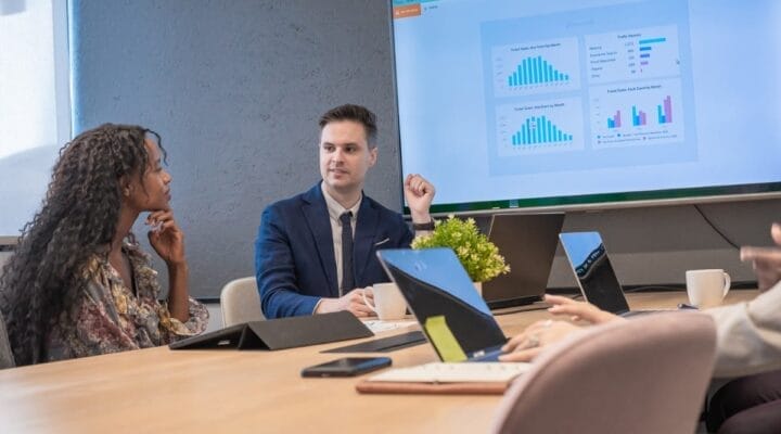 Automatiza la segmentación de clientes con machine learning en magento